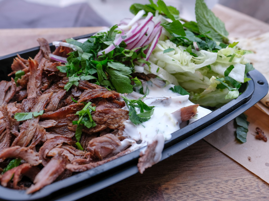 Royal Shawarma Bar t&aelig;t p&aring; Baneg&aring;rden i Aarhus