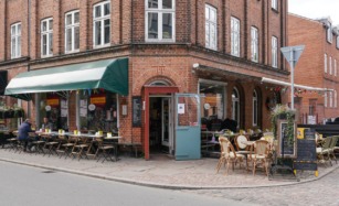 Bar’Habla se udefra Jægergårdsgade