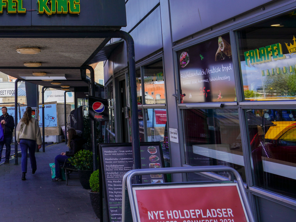 Falafel King ved Rutebilsstationen