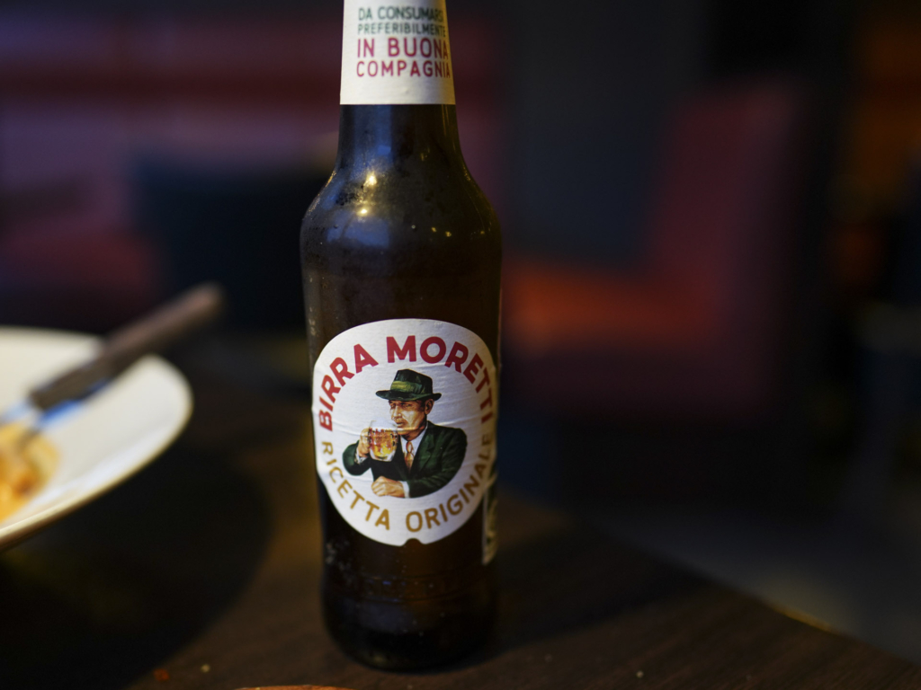 Der er italienske &oslash;l hos Markus Pizzeria p&aring; Tr&oslash;jborg