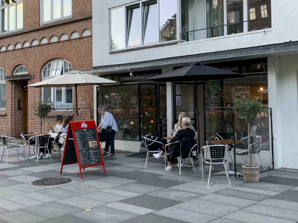 Il caffé ved åen i Aarhus det udefra