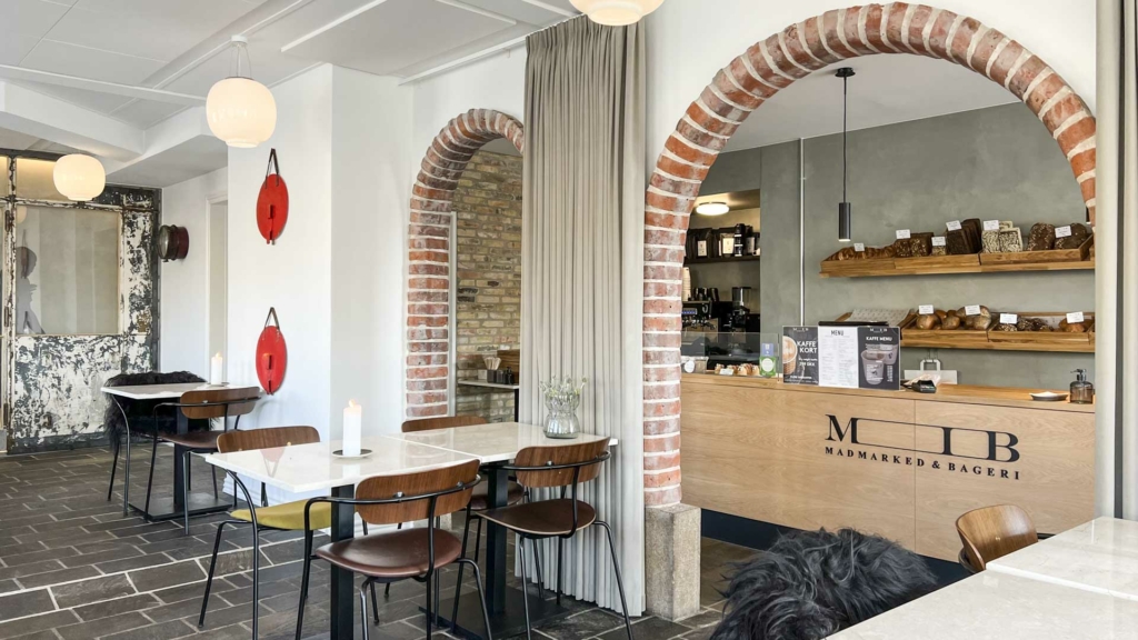 Indretning hos MIBmadmarked i Frichsparken