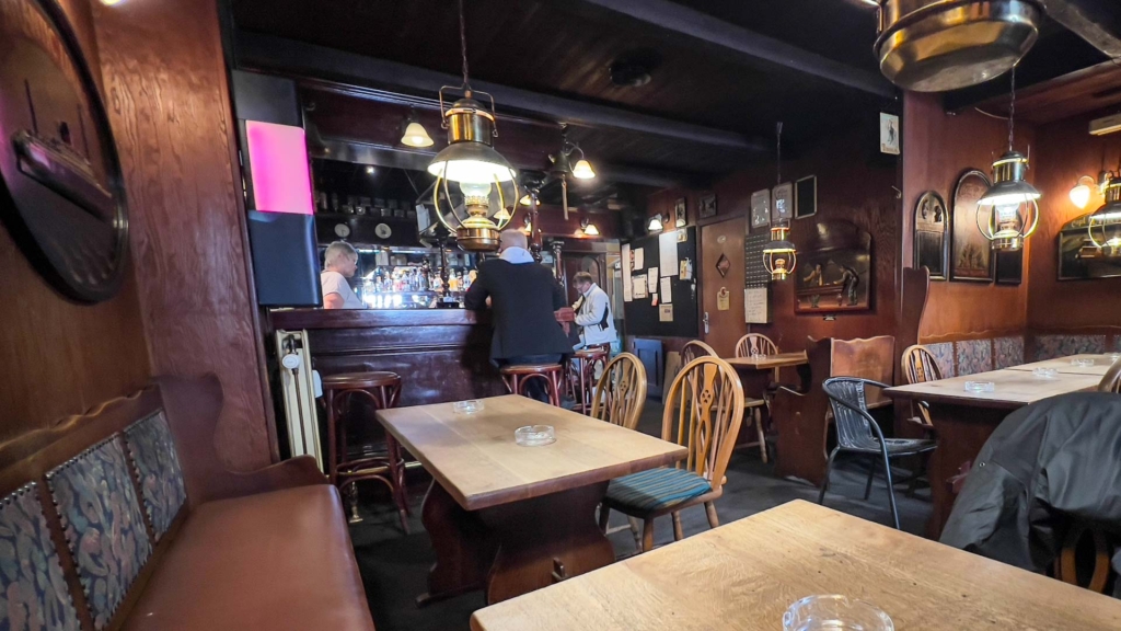 Jacob Skomager er et klassisk brunt v&aelig;rtshus i Frederiks All&eacute; i Aarhus