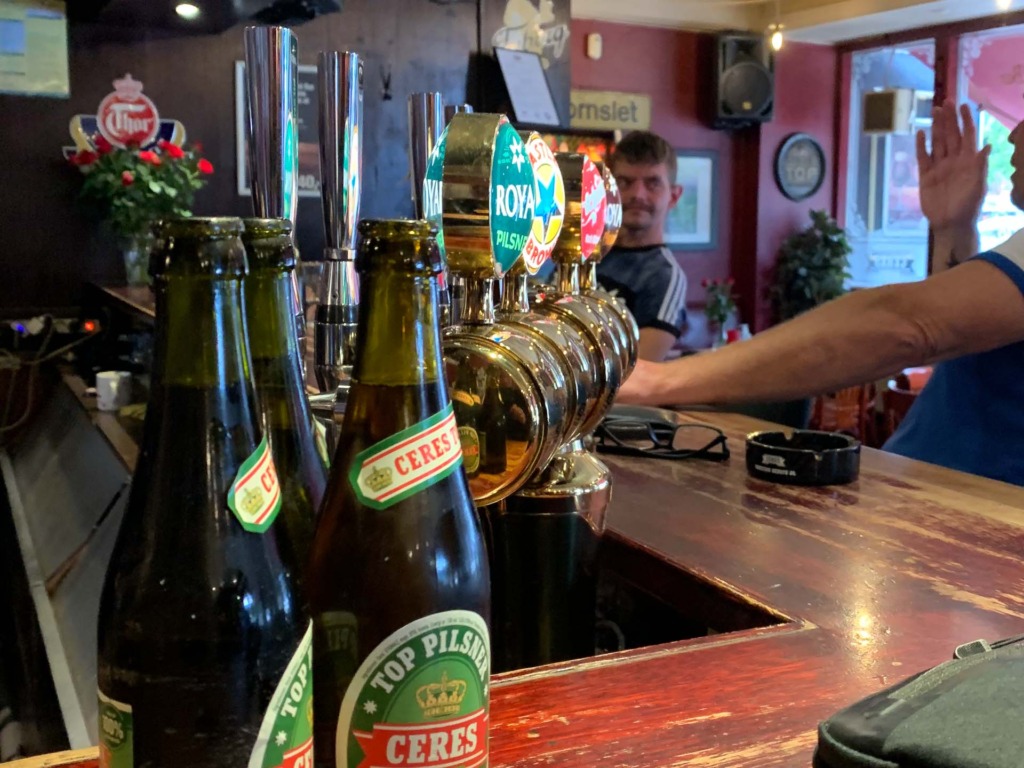 Brunt v&aelig;rtshus