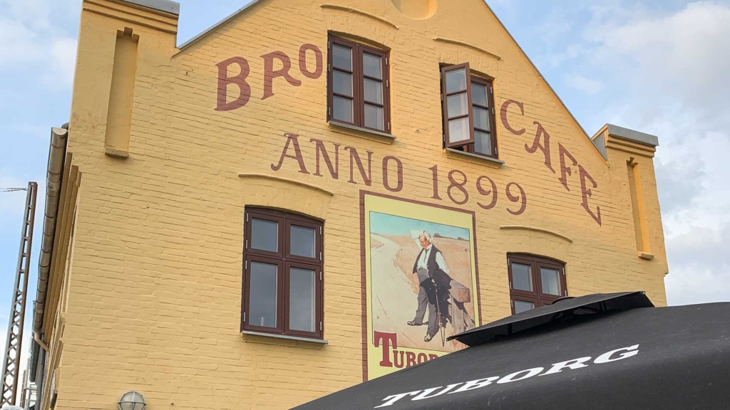 Brocafeen erfra 1899 - et historisk v&aelig;rtshus
