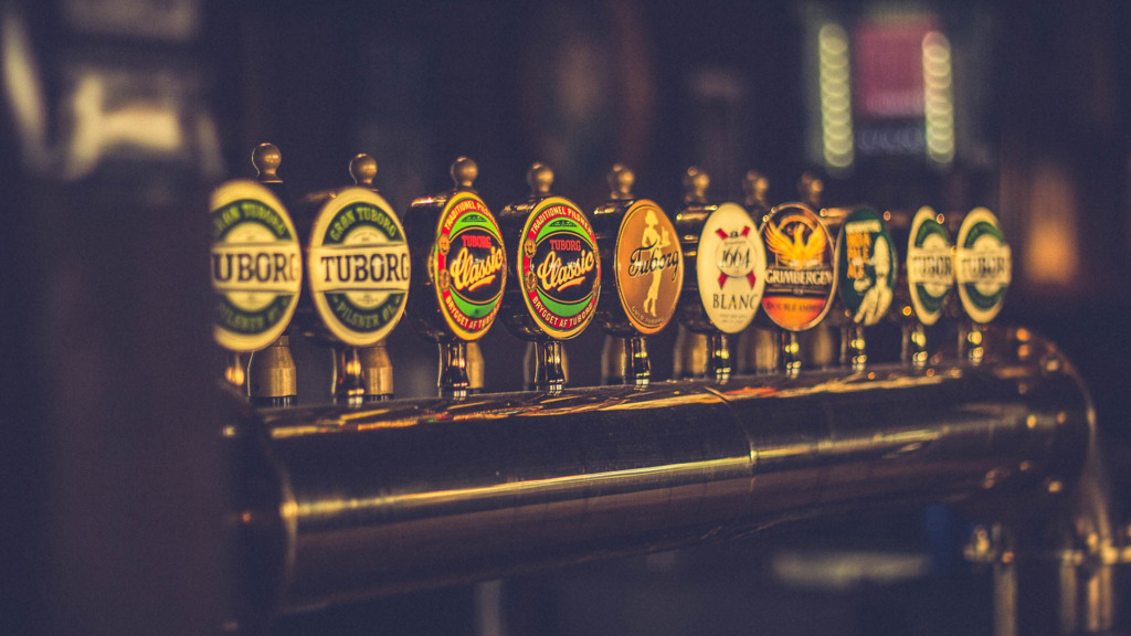 &Oslash;lhaner hos Den Gyldne Kro