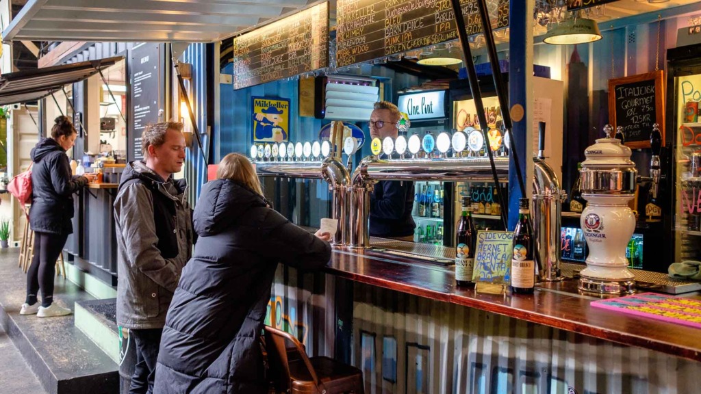 Hele 30 &oslash;l p&aring; hane har &Oslash;lbaren at v&aelig;lge imellem.