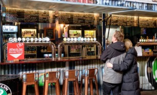 En af de største ølbarer ligger på Aarhus Street Food