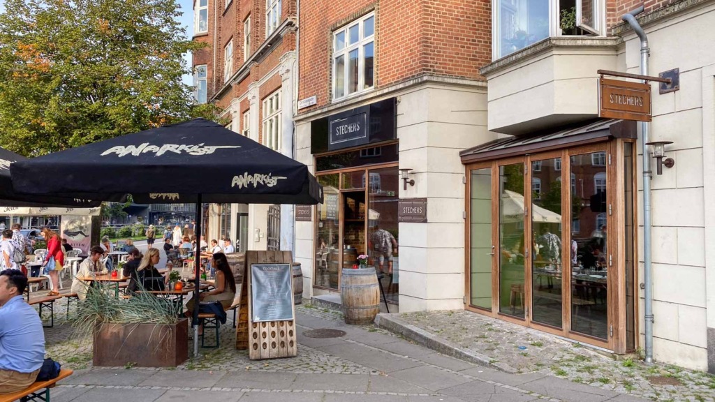 Stechers ved &aring;en i Aarhus set udefra