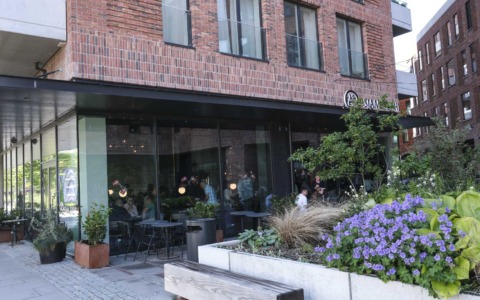 A+ Siam Sushi på Aarhus Ø set udefra