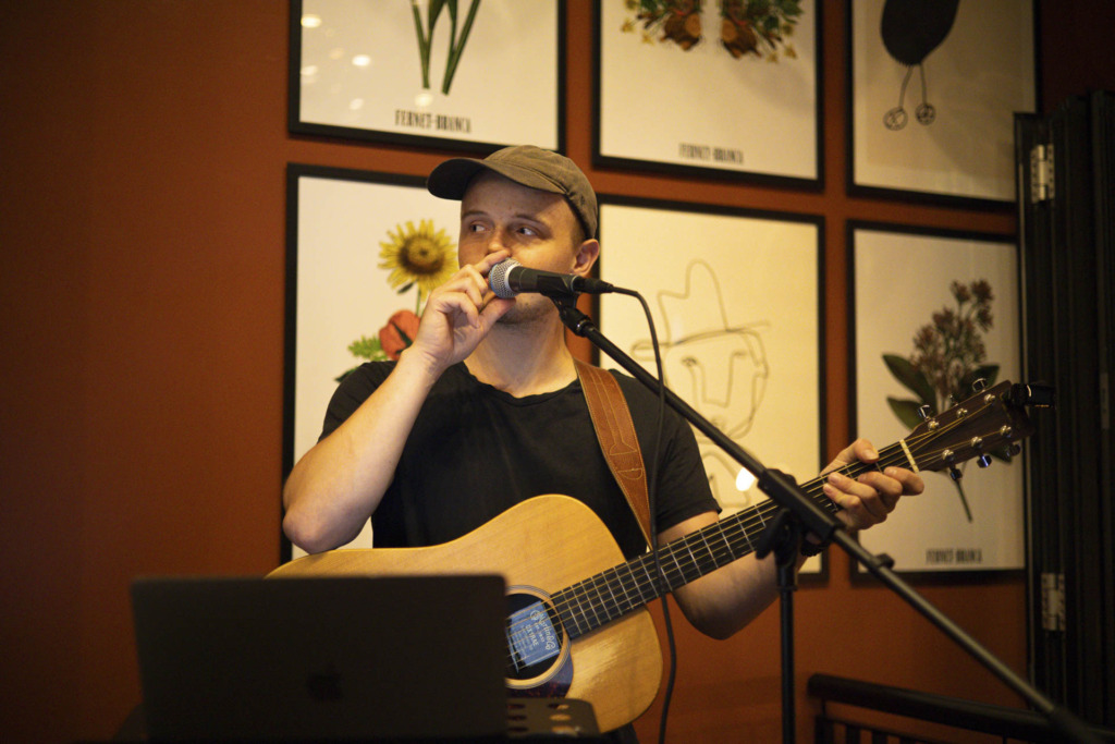 God stemning og livemusik hos Boulevarden&nbsp;ved åen