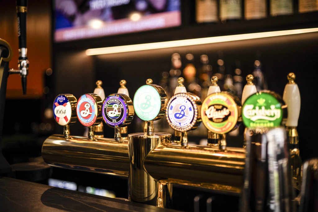 Nogle af &oslash;lhanerne hos Boulevarden&nbsp;ved åen