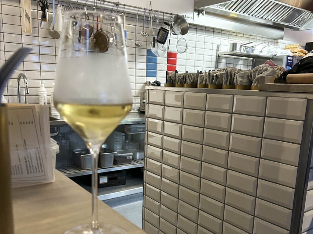 K&oslash;kkenet hos Bouchon Mad- og Vinbar