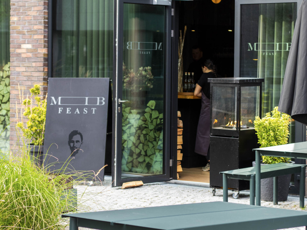 FEAST p&aring; Aarhus &Oslash; set udefra