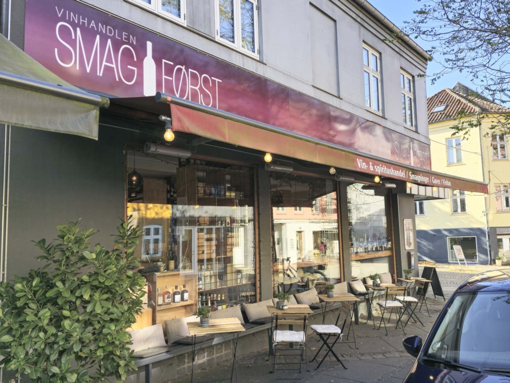 Smagførst i Jægergårdsgade set udefra