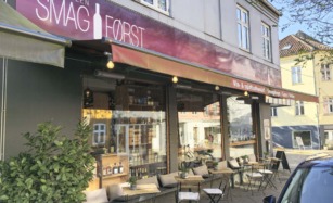 Smagførst i Jægergårdsgade set udefra