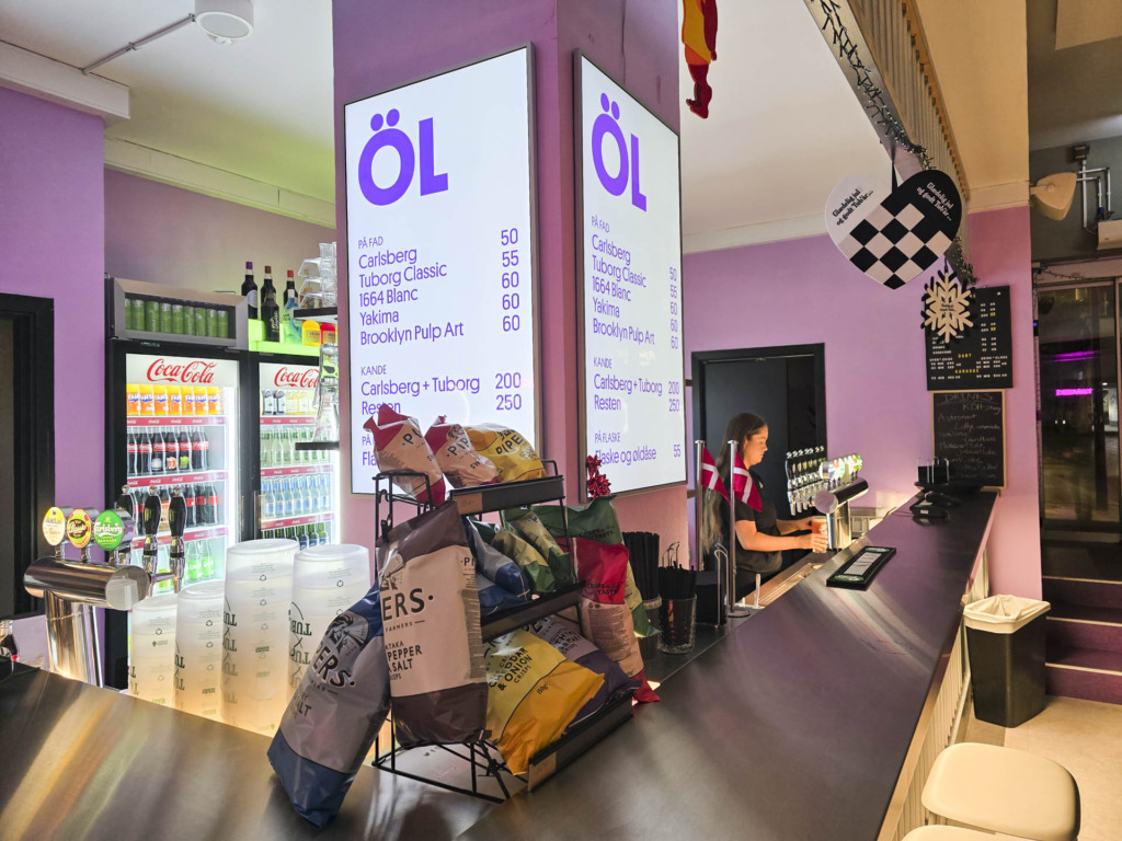 &Oslash;llet er ikke specielt billigt hos Skor Bar i Aarhus