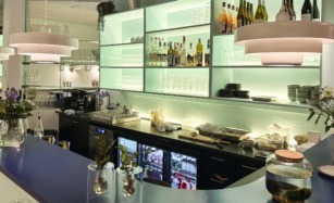 Baren hos Marais Bistro & Bar i Guldsmedgade