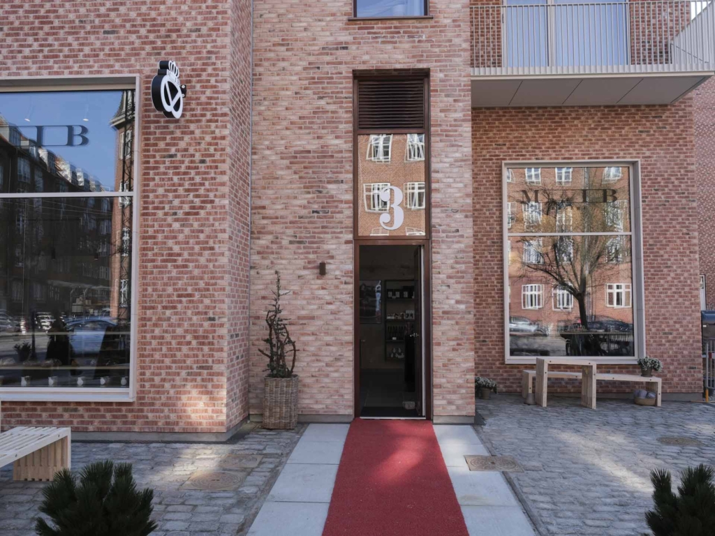 Indgangen til MIB Bageri på Godsbanen i Aarhus C