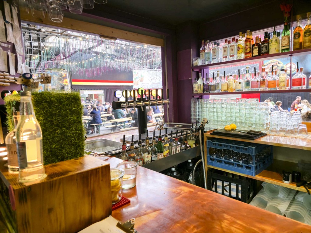 Der er ogs&aring; p&aelig;nt mange cocktails hos Vinbaren hos Aarhus Street Food