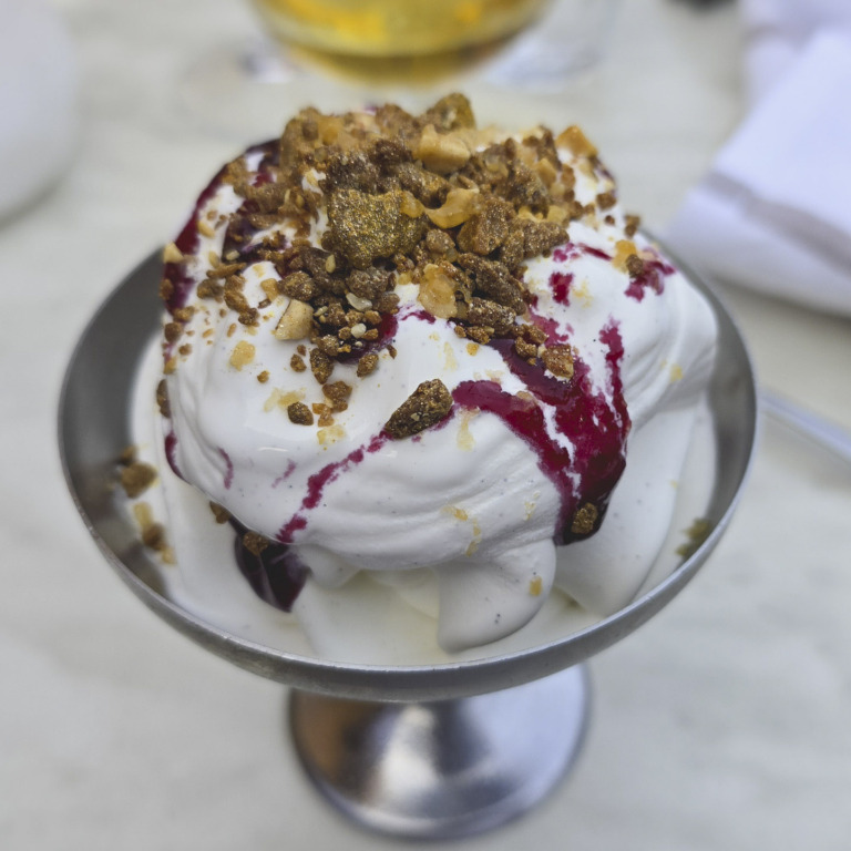 Mefisto Restaurant & Gårdhave 20-12