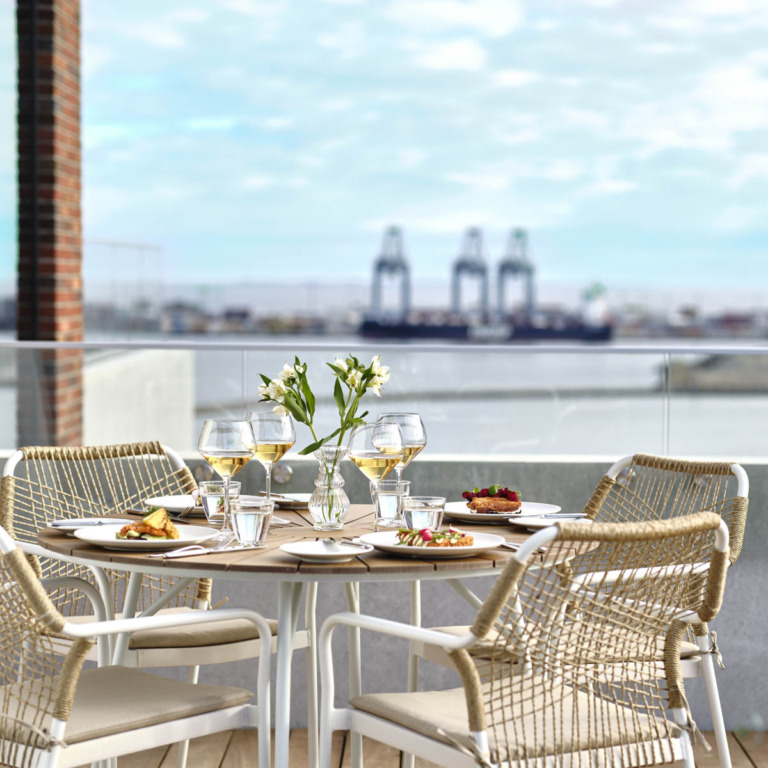 Udsigten til havnen fra Tiende p&aring; Aarhus &Oslash;