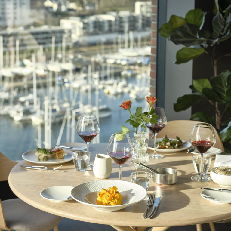 Tiende p&aring; Aarhus &Oslash;