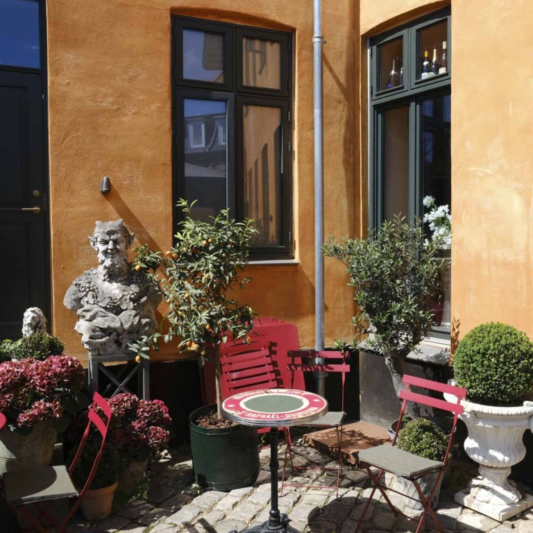 G&aring;rdhaven hos Mefisto Restaurant & G&aring;rdhave i Aarhus C