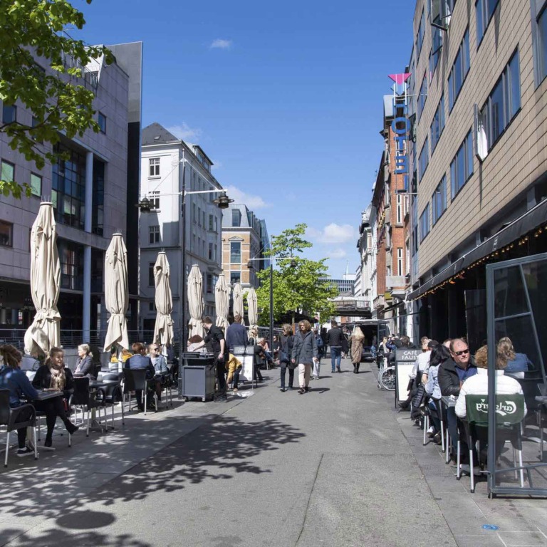 Café Faust ved åen i Aarhus C-6