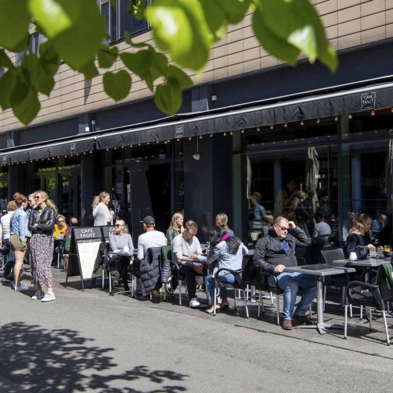 Café Faust ved åen i Aarhus C-9