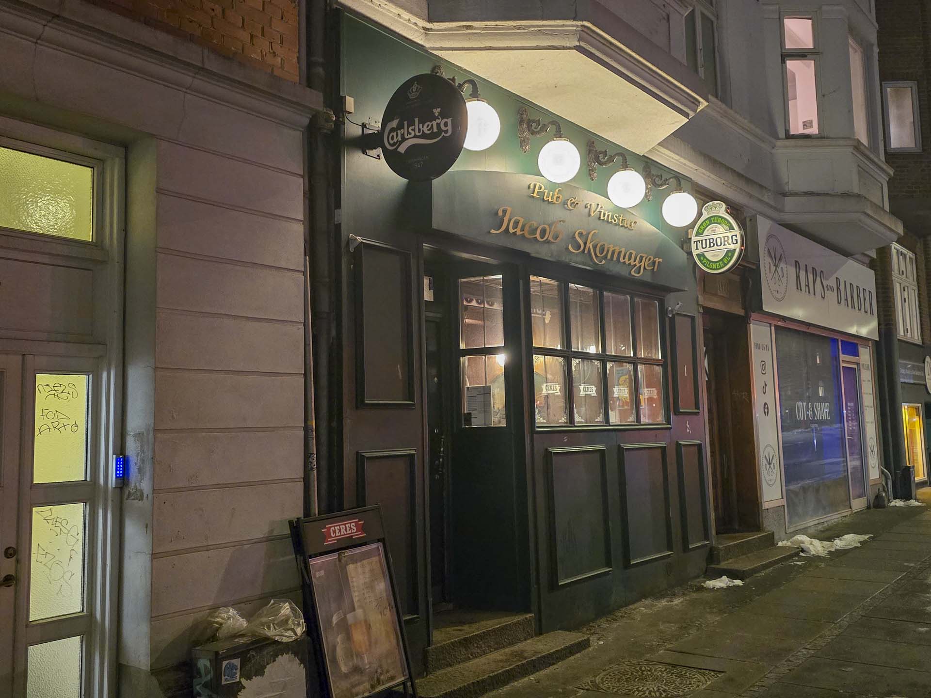 Jacob Skomager på Frederiks Alle i Aarhus en aften.