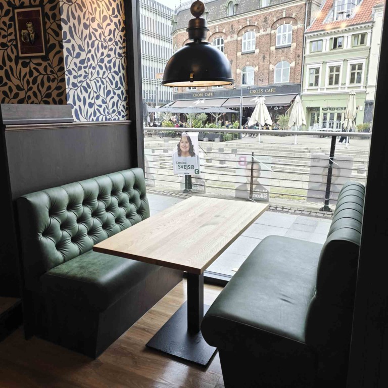 Freddies English Pub i Aarhus C-6 18.21.25