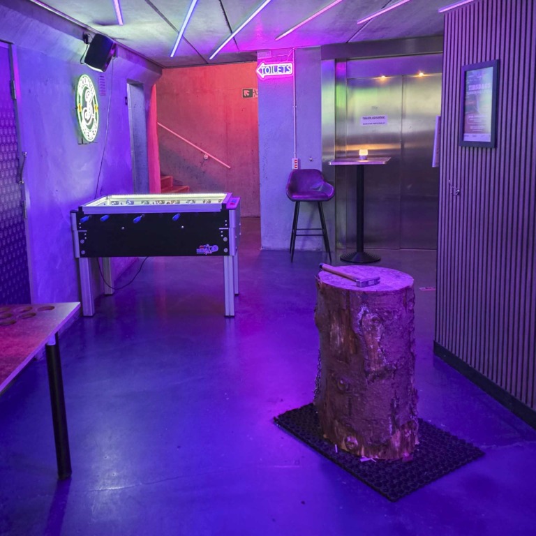 K&aelig;lder Bar i Aarhus C-13