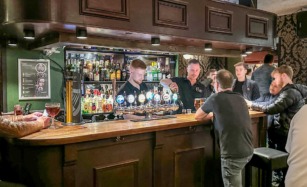 Charly´s Pub er en festlig bar i Vejle.