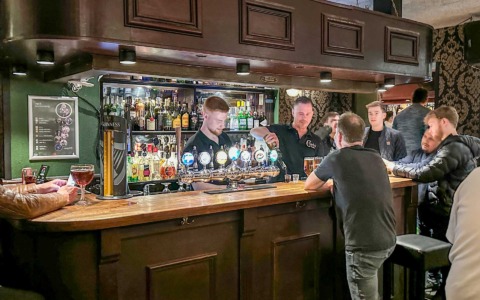 Charly´s Pub er en festlig bar i Vejle.