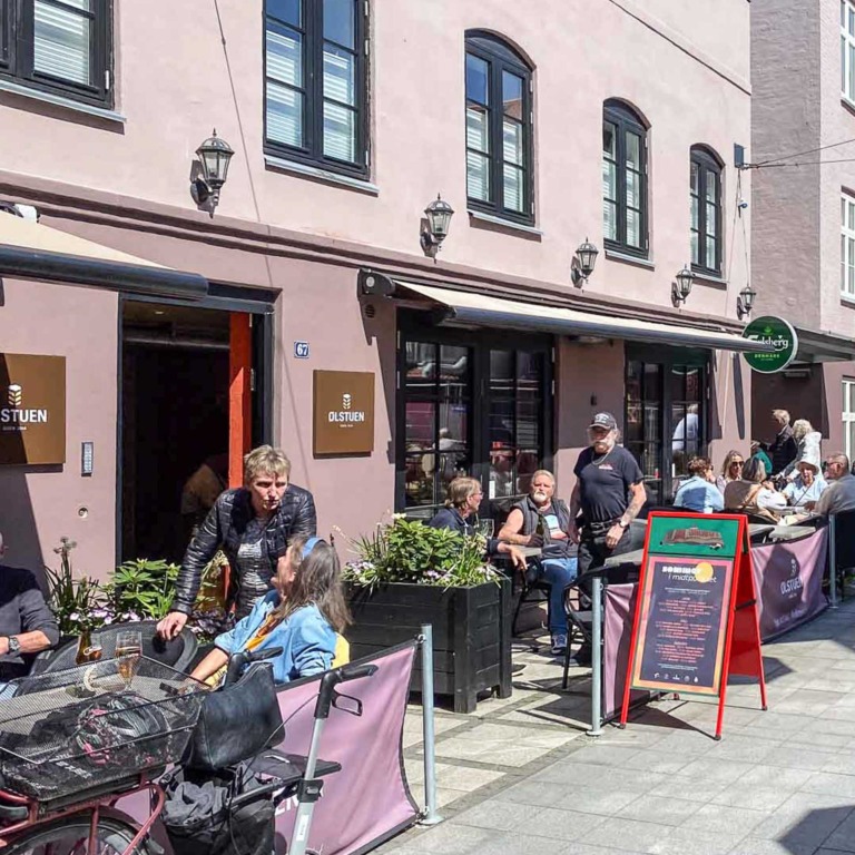 &Oslash;lstuen i det popul&aelig;re Midtpunktet i Vejle.