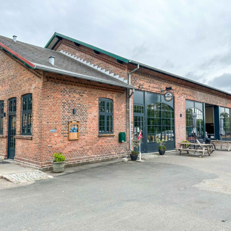 Ribe Bryghus har b&aring;de bar og bryggeri i huset.