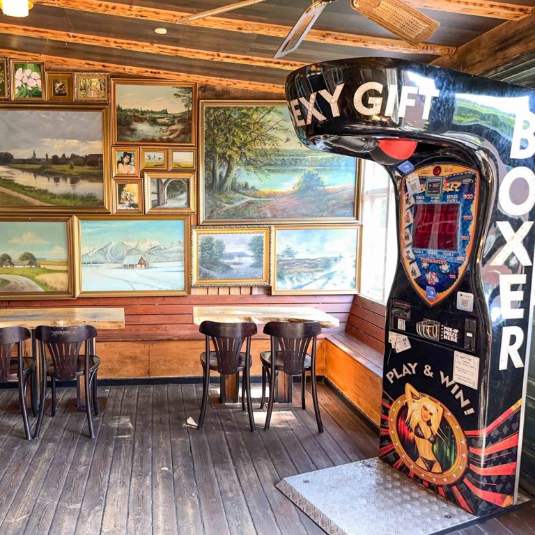 Hos Caf&eacute; Valdemar i Ribe er der boksebold.