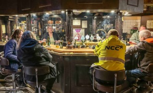 Ruder Konge er et rygerværtshus i Roskilde.