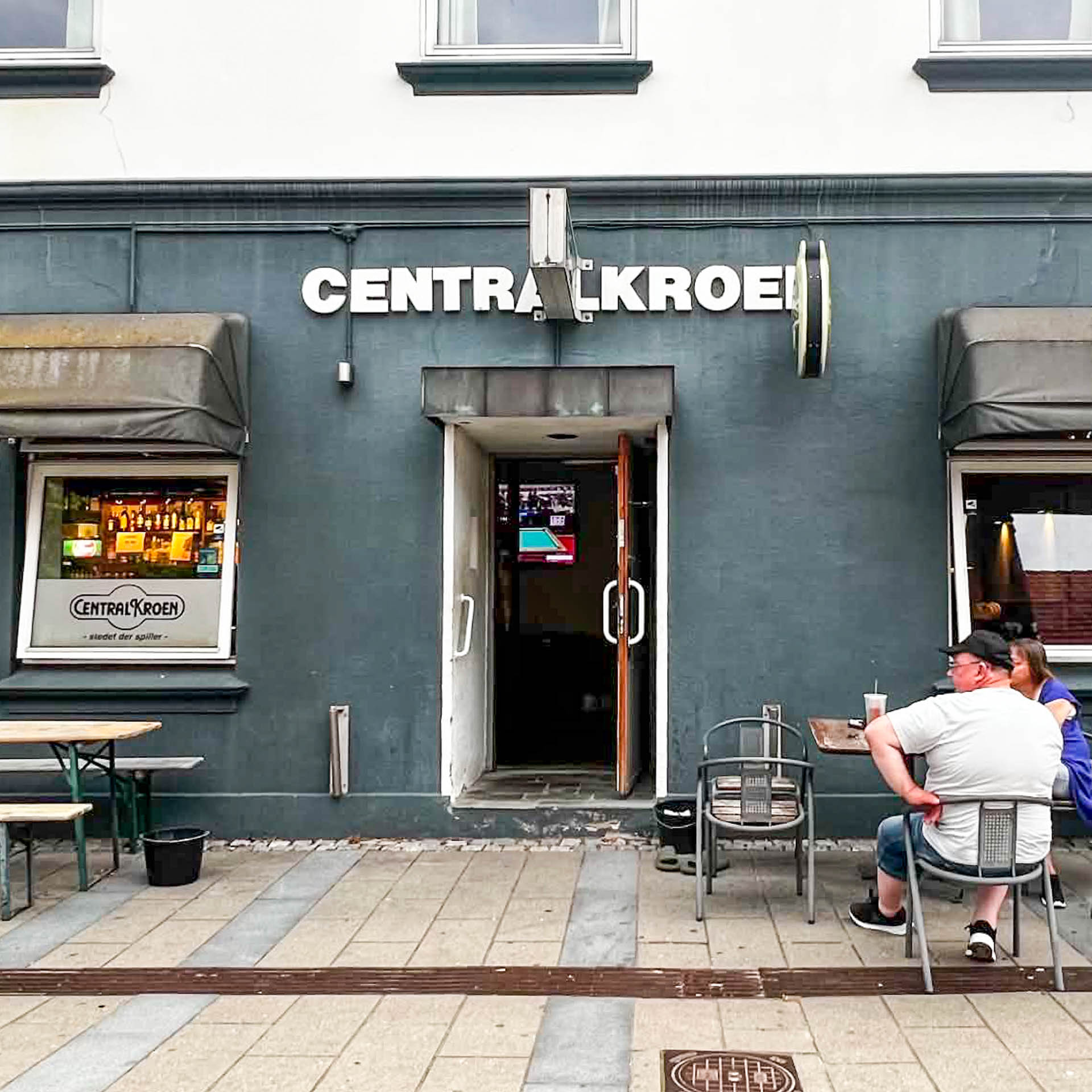 Centralkroen ligger i Hadsten.