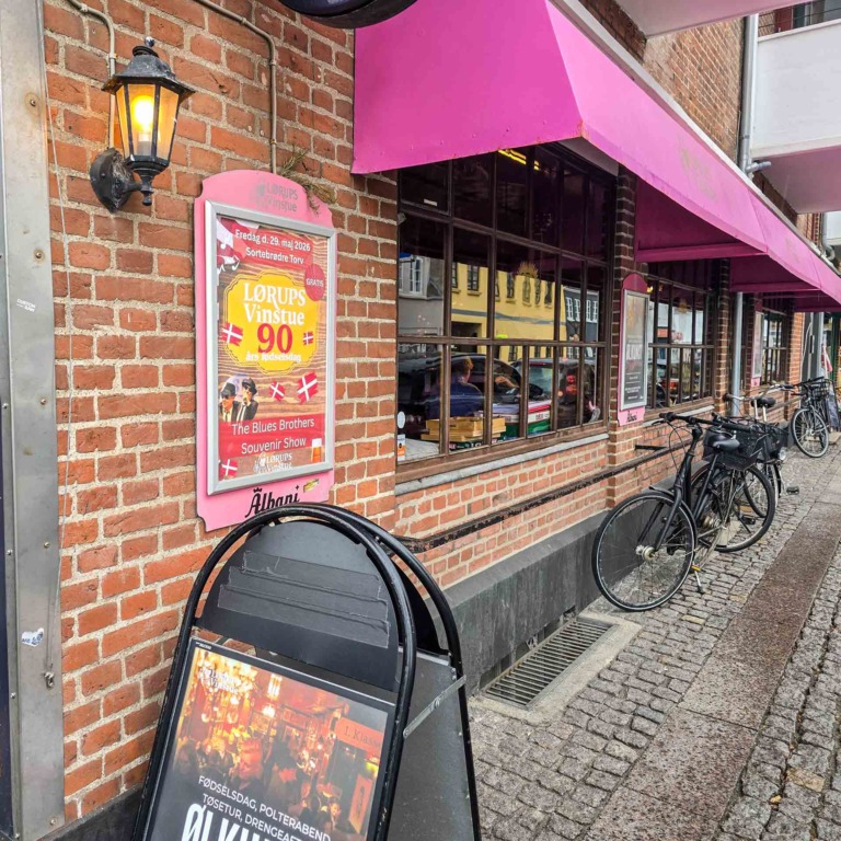 L&oslash;rups Vinstue-3