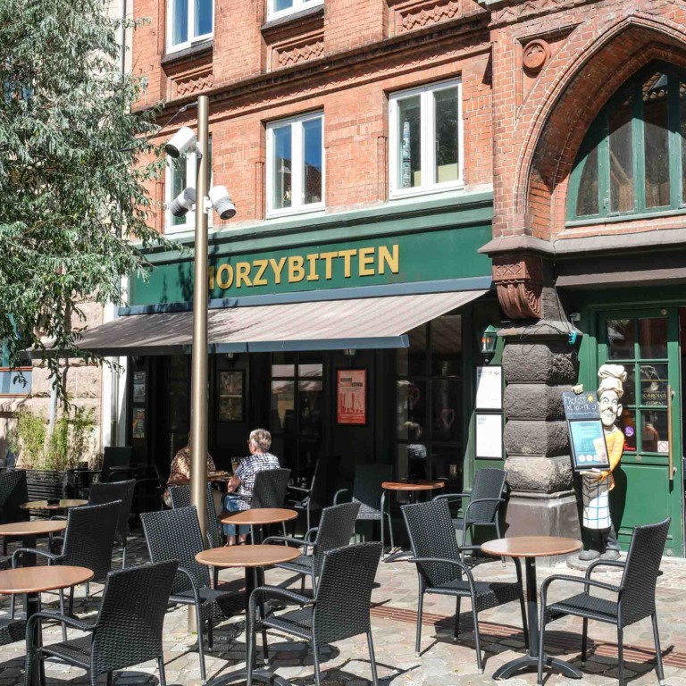 Morzybitten er en bar med mad i Horsens.