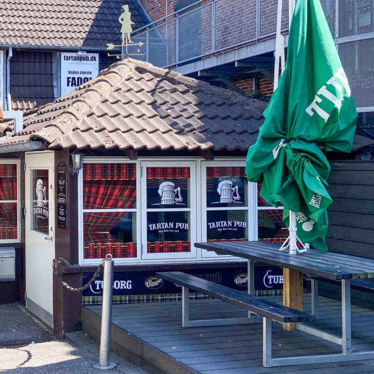 Tartan Pub-3