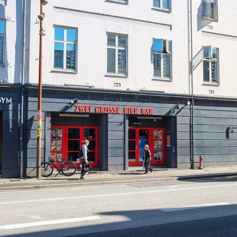 Zwei Grosse Bierbar Vejle-3
