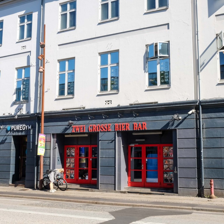 Zwei Grosse Bierbar Vejle-4