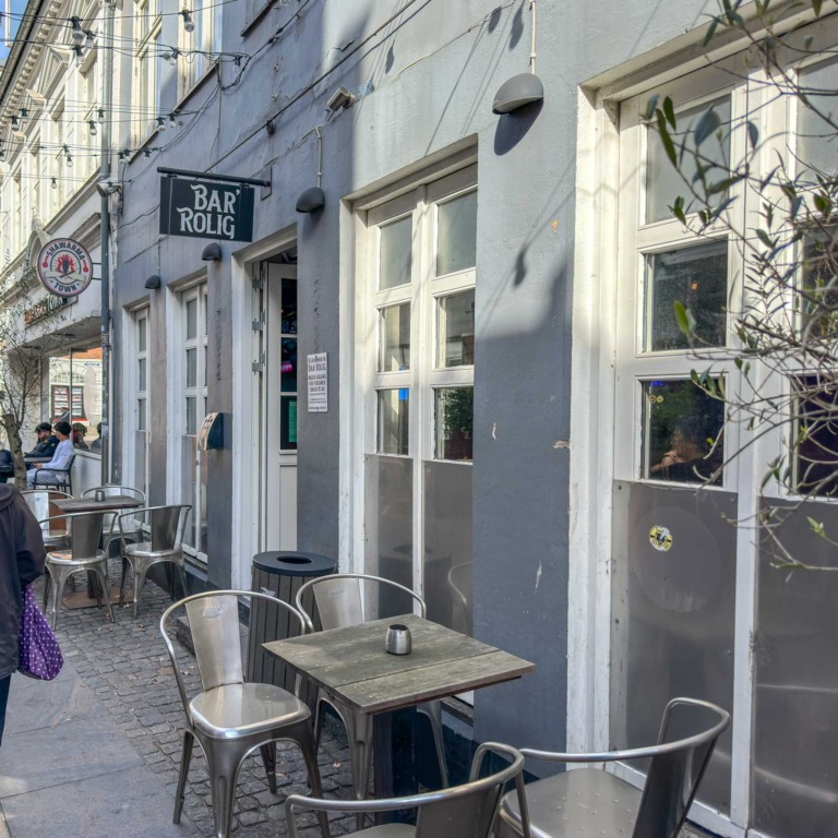 Bar&acute;Rolig