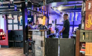 Bar´Rolig i Horsens har masser af spil