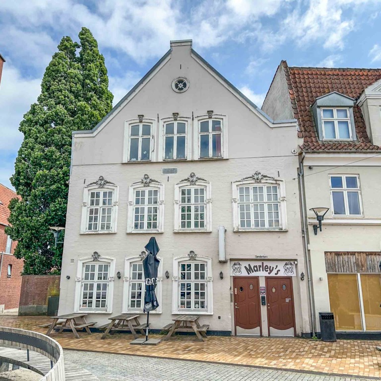 MARLEY&rsquo;s bar Aabenraa er bar og diskotek