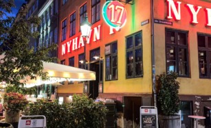 Nyhavn 17 ligger på Nyhavn i København.