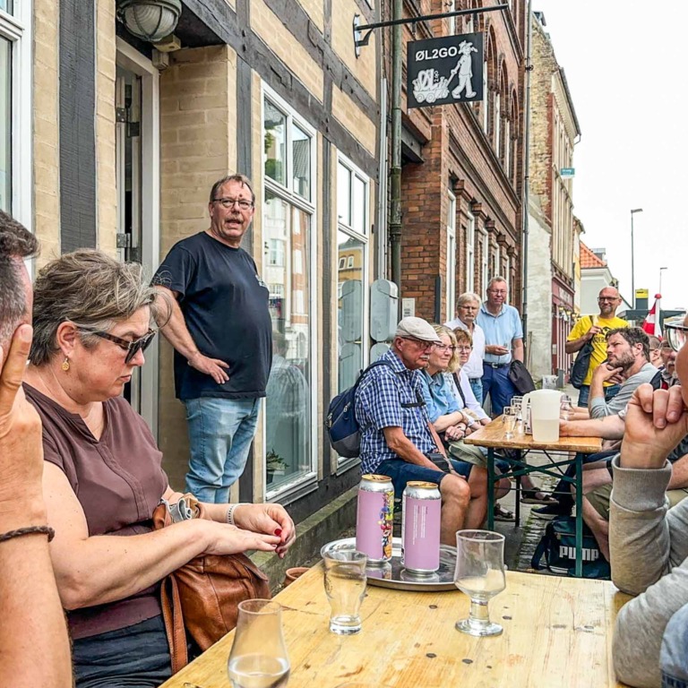 &Oslash;L2GO er en &oslash;lbutik og bar i Horsens